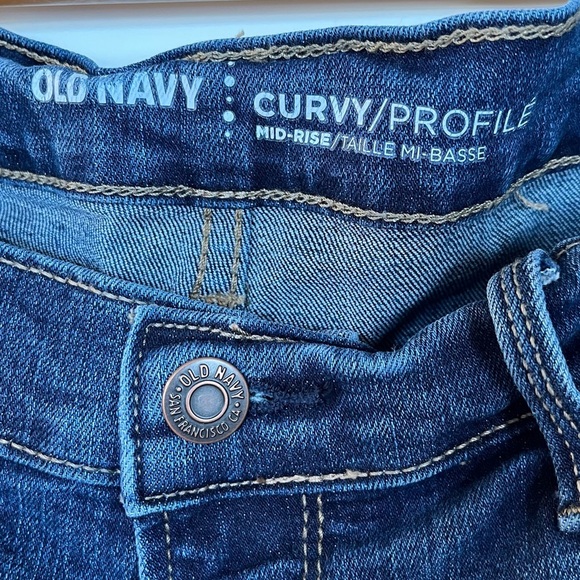 Old Navy Women's Curvy Profile Mid Rise Jeans Size 10 - Picture 3 of 6